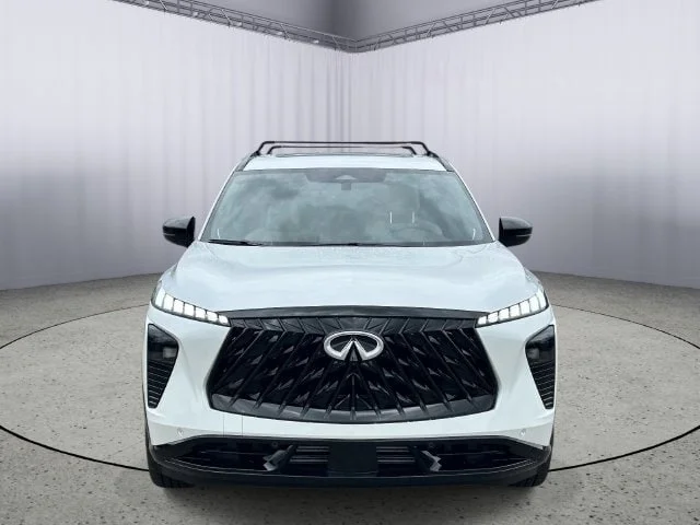 New 2027 RADIANT WHITE INFINITI Sport AWD image 4