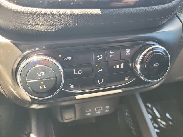 Used 2023 White Chevrolet LT image 24