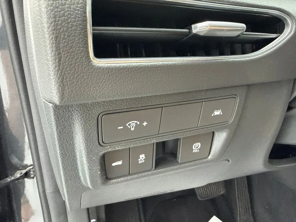 Used 2021 Gray Hyundai Limited image 20