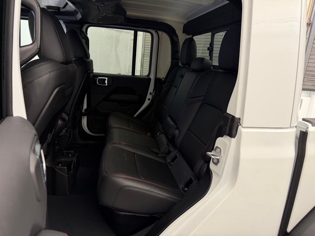 New 2026 Bright White Clearcoat Jeep Rubicon image 16