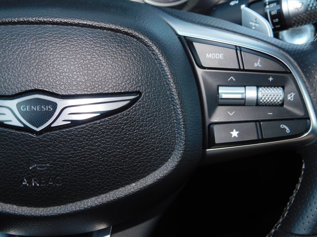 Used 2025 Gray Genesis 2.5T image 25