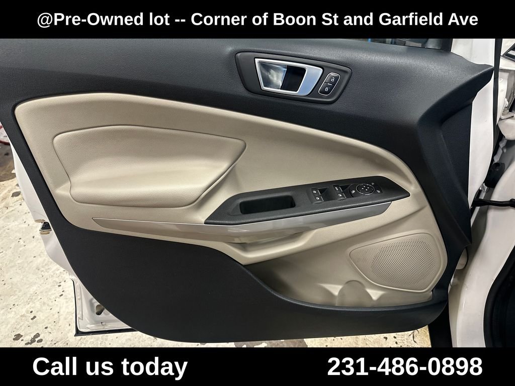 Used 2018 White Ford Titanium image 15