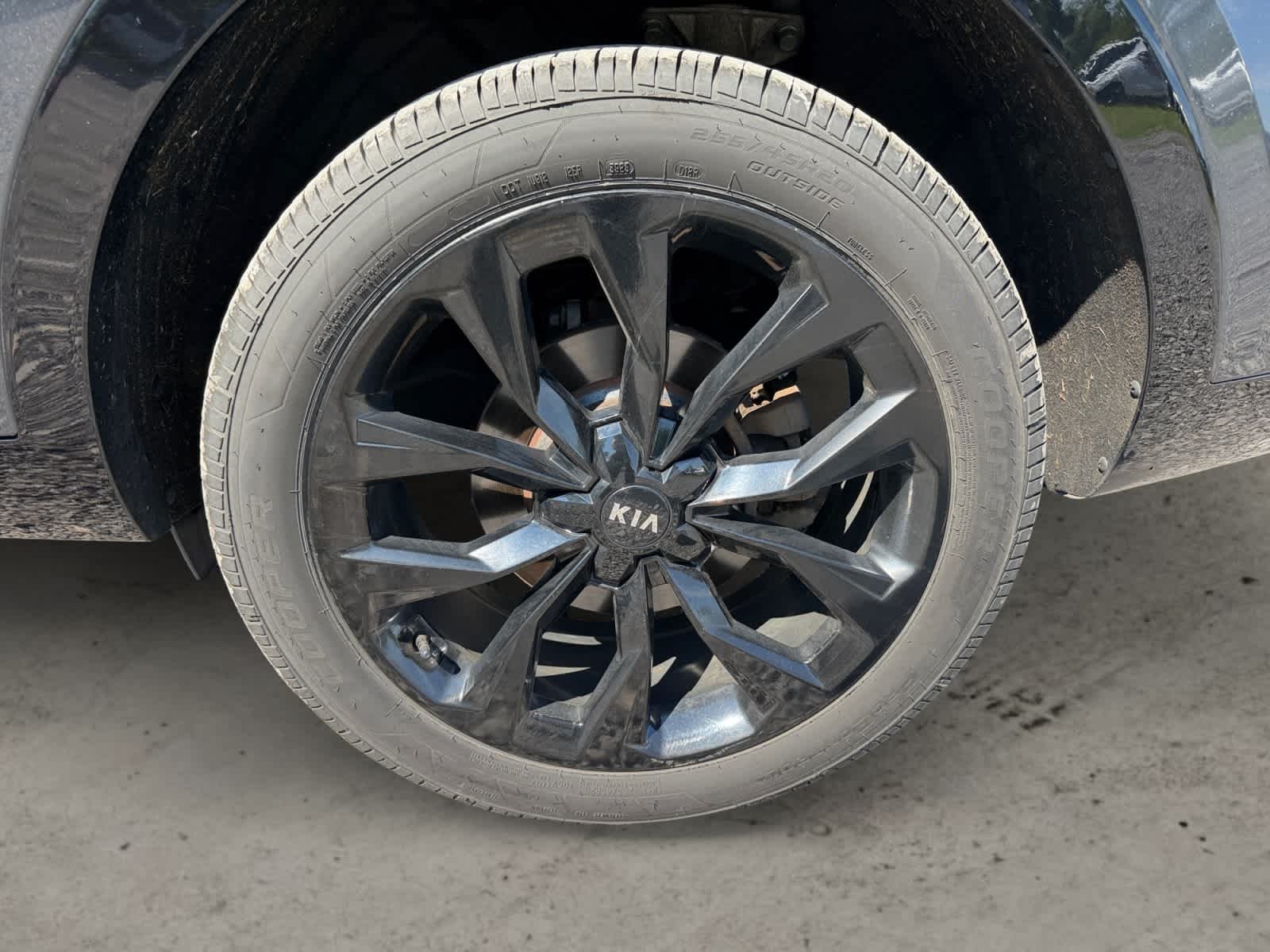 Used 2021 Gravity Grey Kia SX image 11