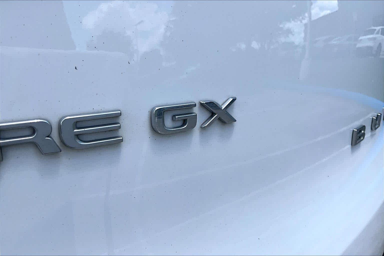 Used 2024 Summit White Buick Preferred image 9