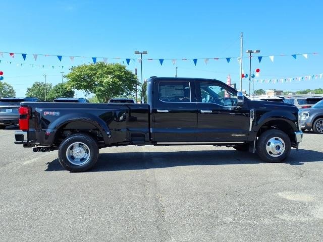 New 2026 Agate Black Metallic Ford F-350® Lariat® image 12