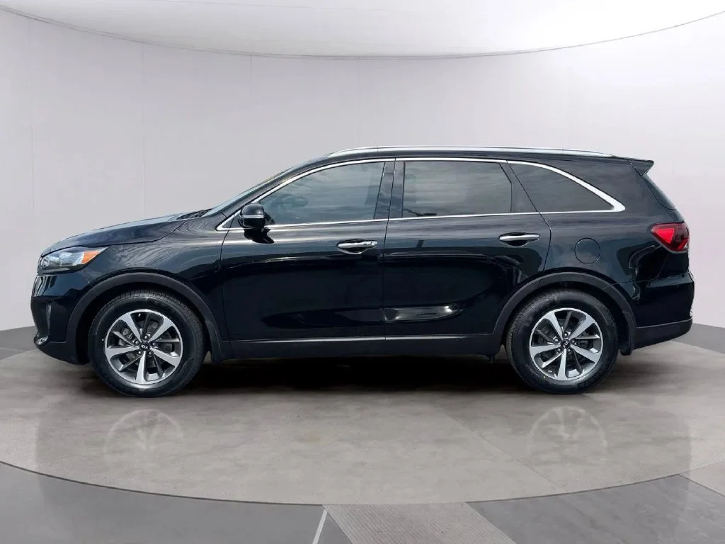 Used 2019 Ebony Black Kia EX image 2