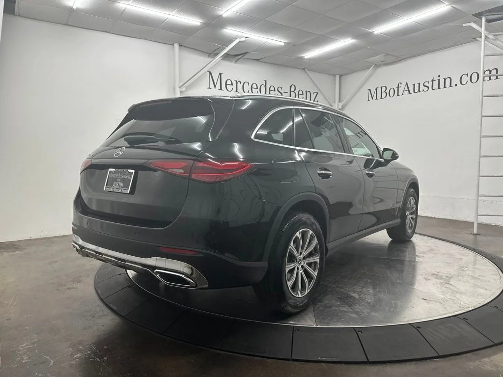 New 2026 Black Mercedes-Benz GLC 300 image 7