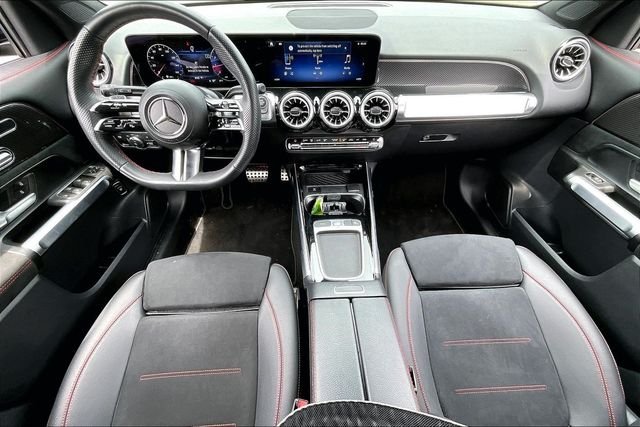 Used 2024 Black Mercedes-Benz GLB 250 image 7