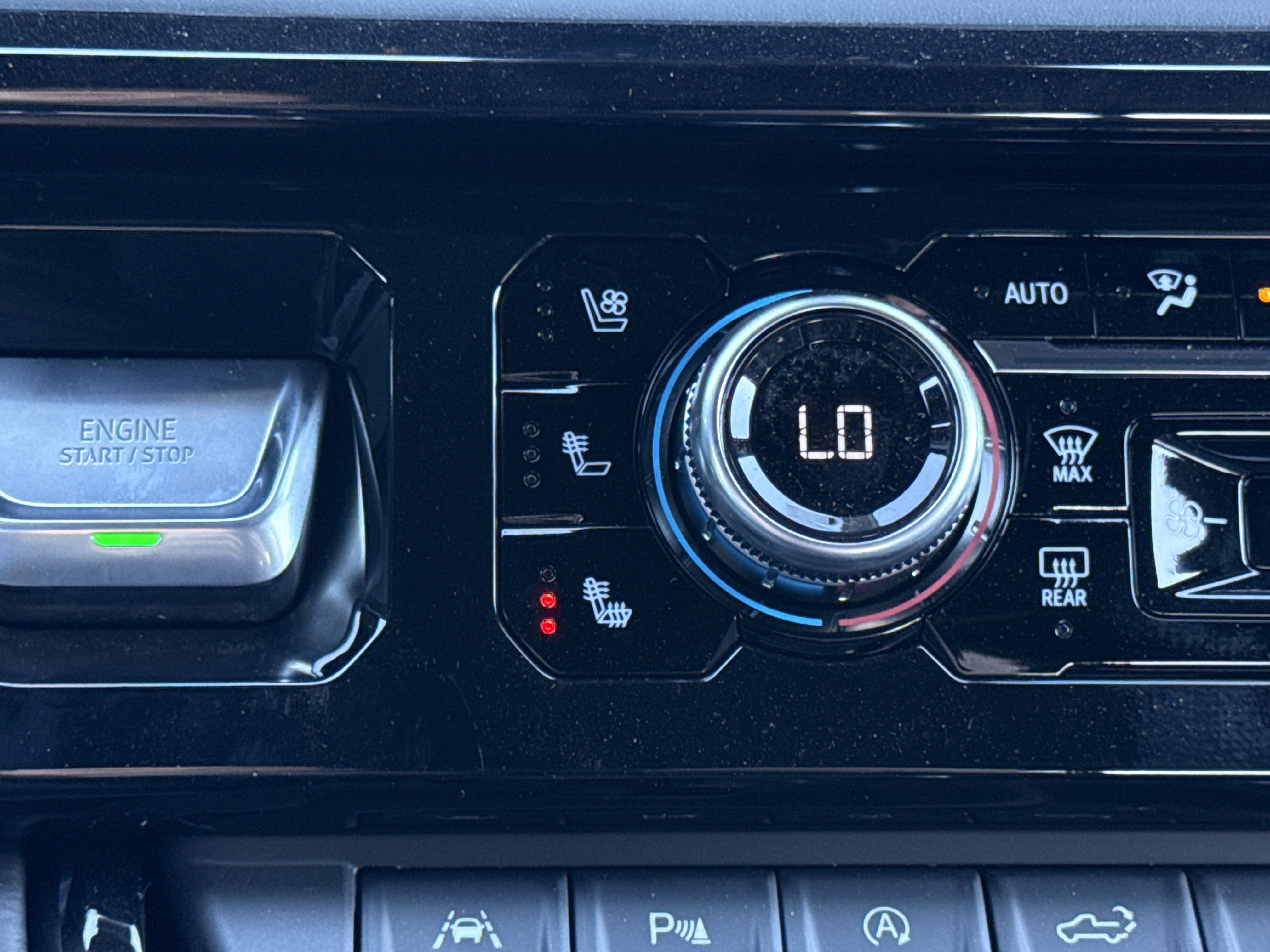 2026 GMC Sierra 1500 AT4X - Photo 21