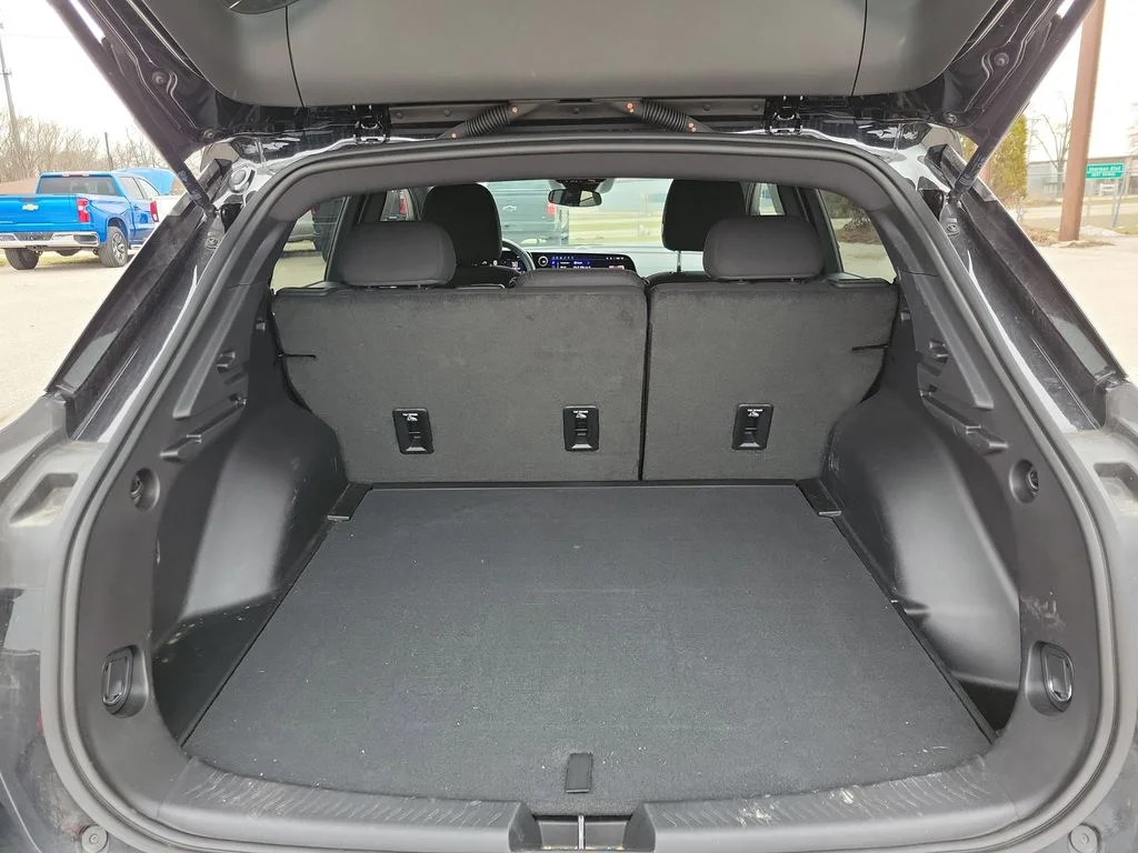 Used 2026 Black Chevrolet LT image 6