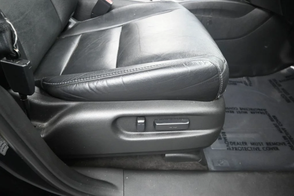 Used 2016  Honda EX-L image 11