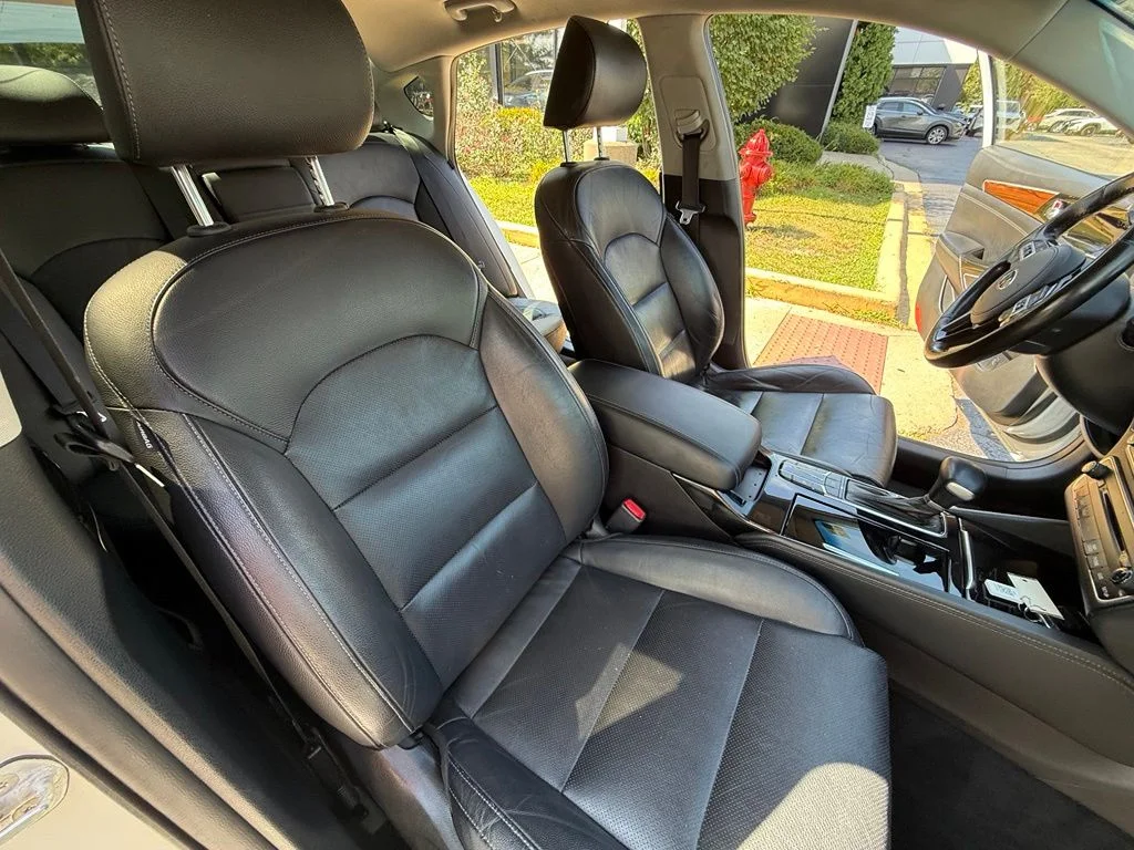 Used 2017 White Kia Premium image 30