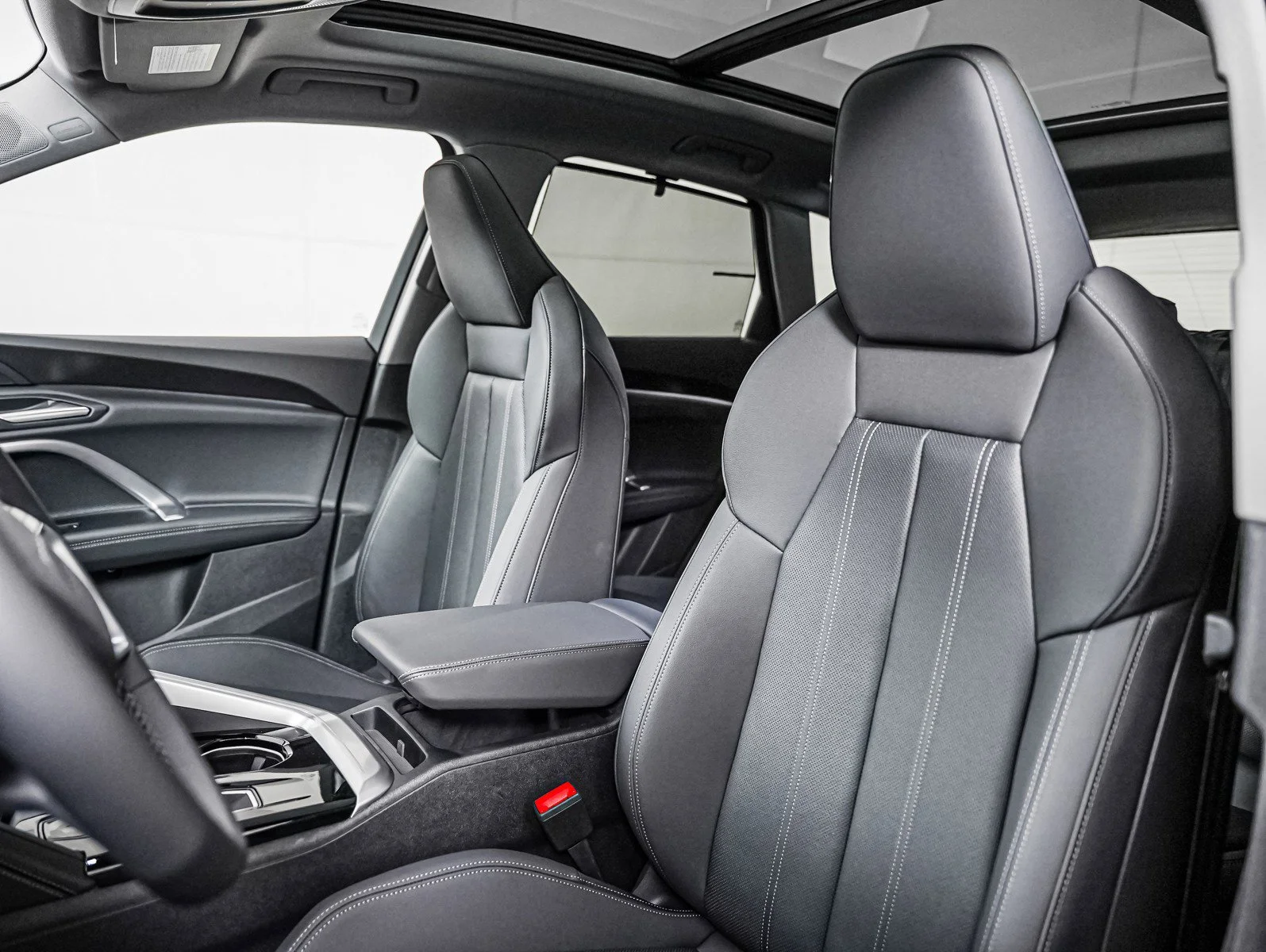 2026 Audi Q5 Premium Plus - Photo 11