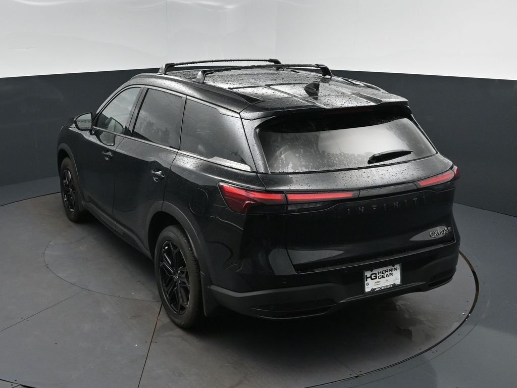New 2027 Black INFINITI LUXE image 29