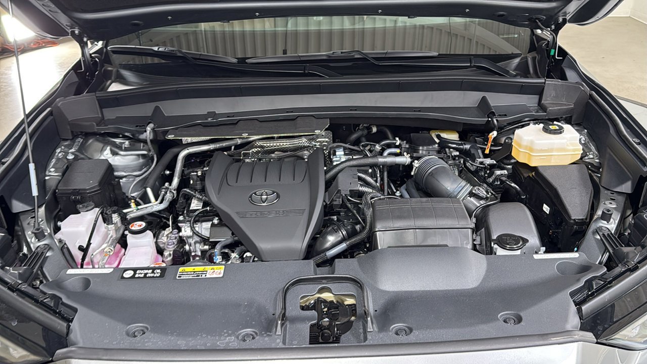 New 2026 Heavy Metal <sup>1</sup> Toyota  MAX Platinum image 26