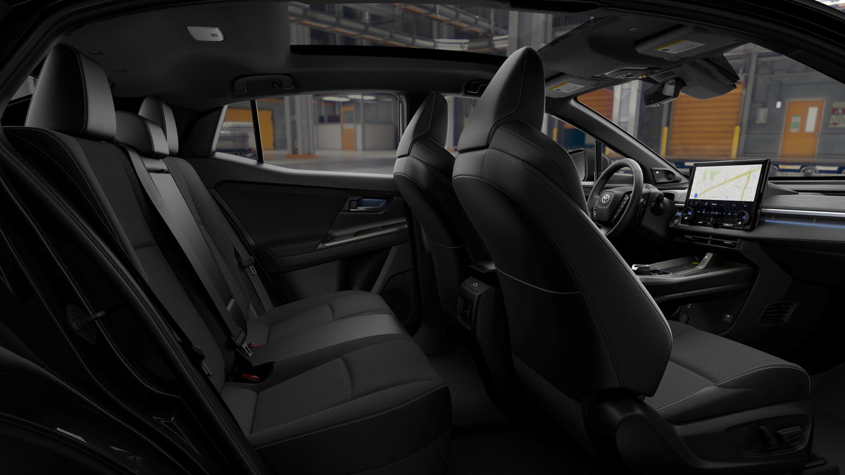 New 2027 Wind Chill Pearl with Midnight Black Metallic roof Toyota XSE image 21
