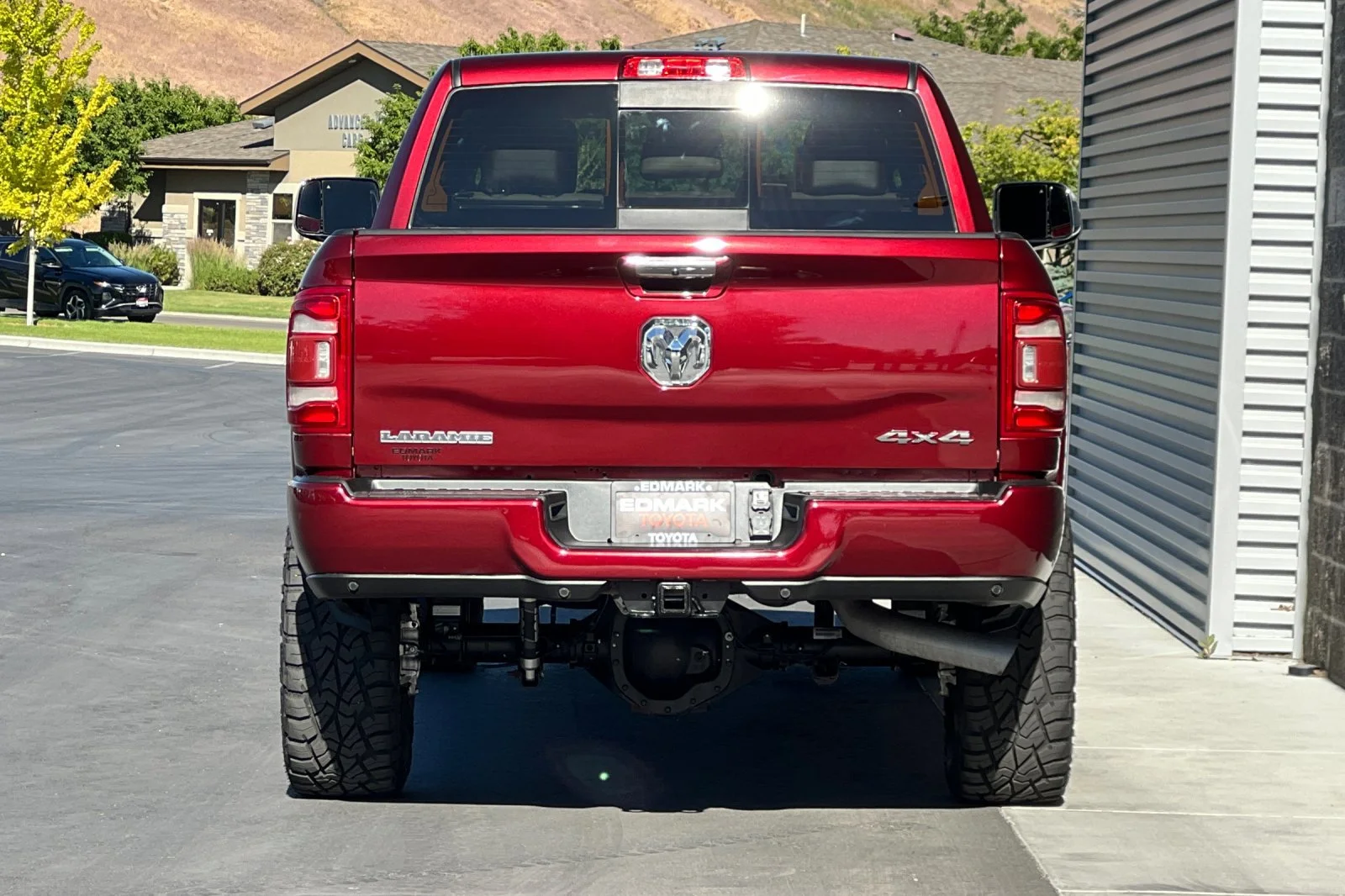 Used 2020 Delmonico Red Pearlcoat Ram Laramie image 4