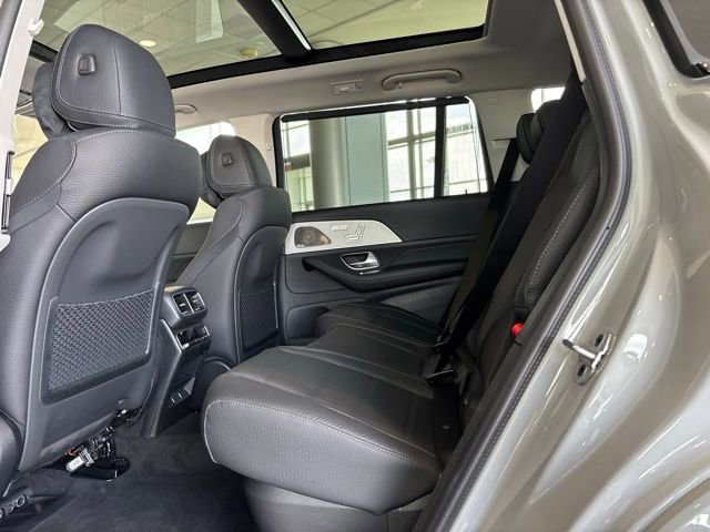 2025 Mercedes-Benz GLS Base - Photo 43