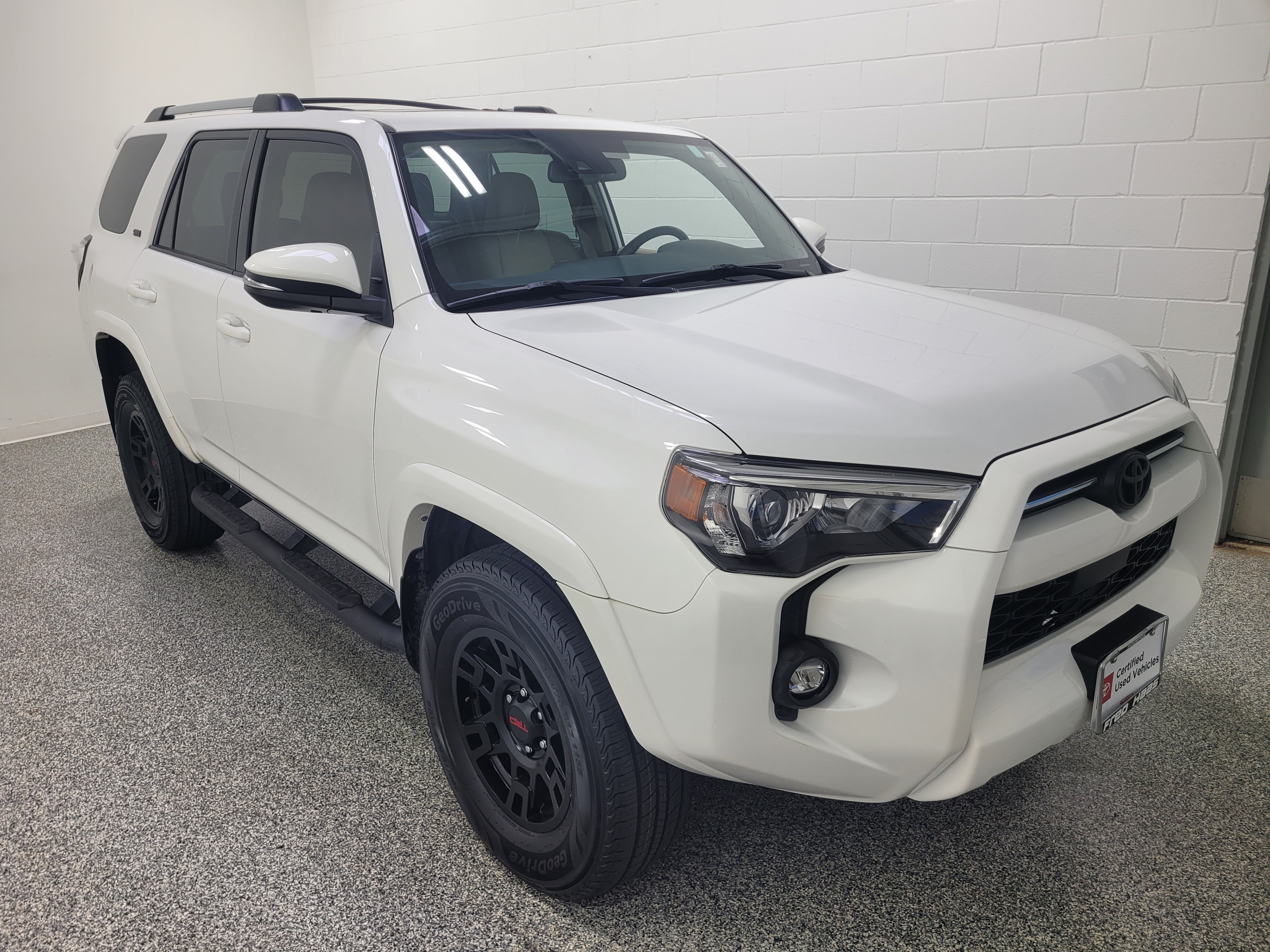 Certified Used 2022 White Toyota SR5 Premium image 3