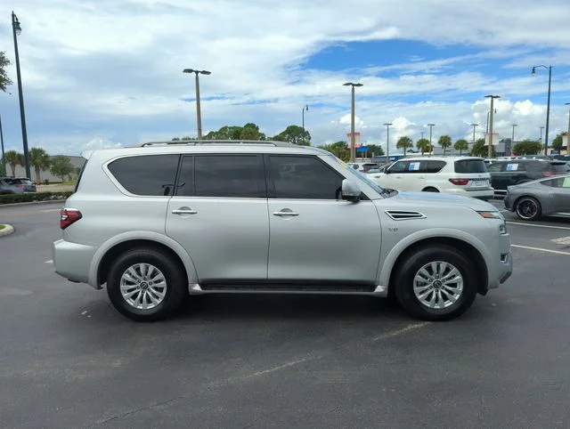 Used 2022 Silver Nissan SV image 3