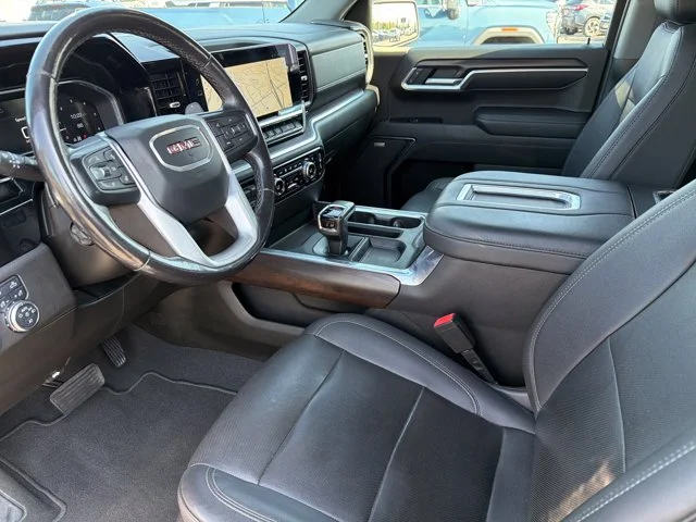 Used 2022 Silver GMC SLT image 19