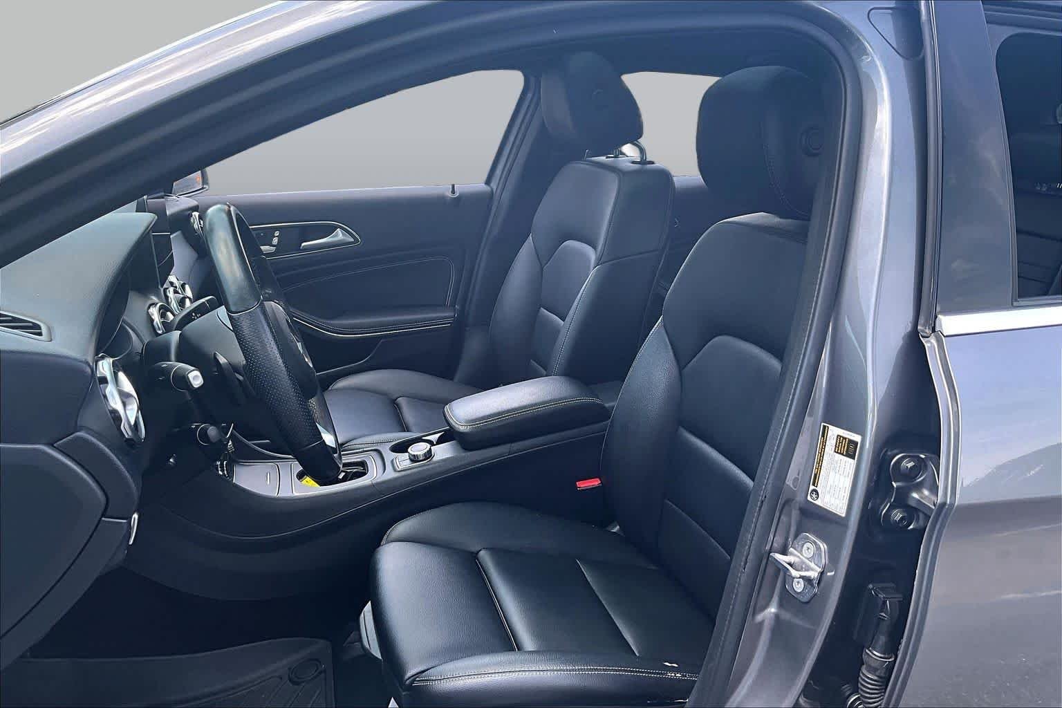 Used 2019 Mountain Grey Metallic Mercedes-Benz GLA 250 image 8