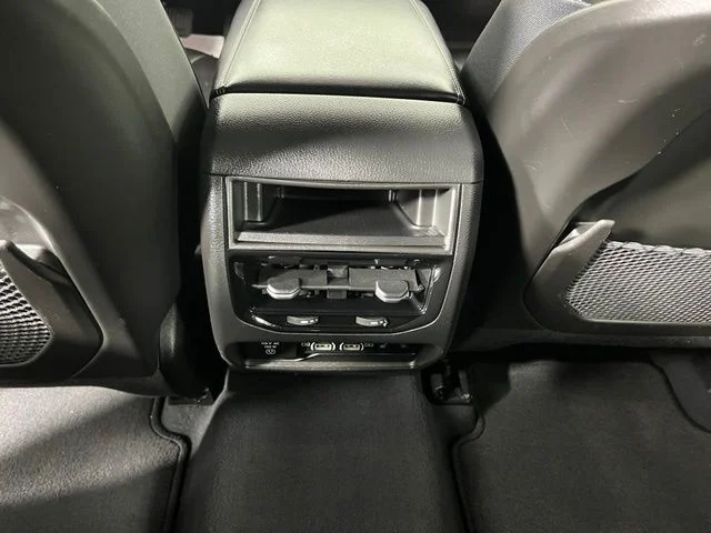Used 2023 Black Jeep Limited image 37