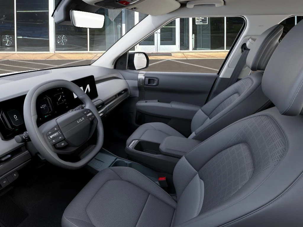 New 2027 Interstellar Gray Kia Wind image 17