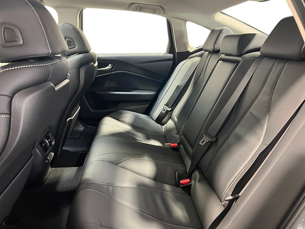 2025 Acura TLX Technology Package - Photo 23