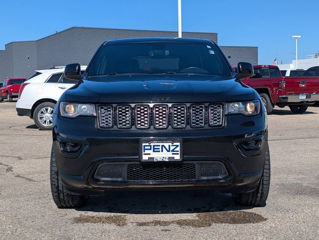 Used 2019 Jeep Grand Cherokee Altitude with VIN 1C4RJFAG4KC793288 for sale in Rochester, Minnesota
