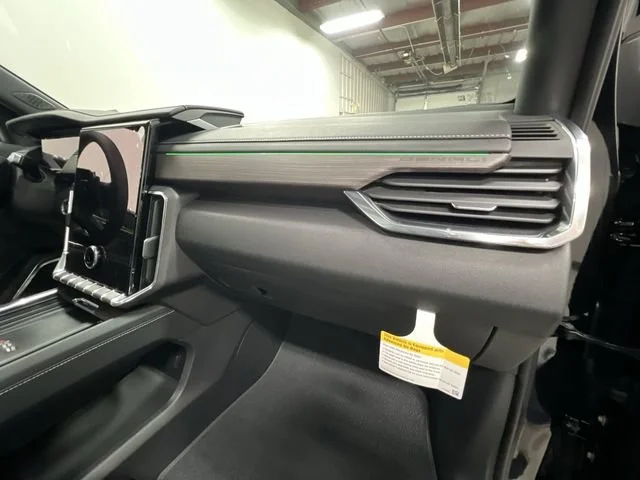 2027 GMC Acadia Denali - Photo 31