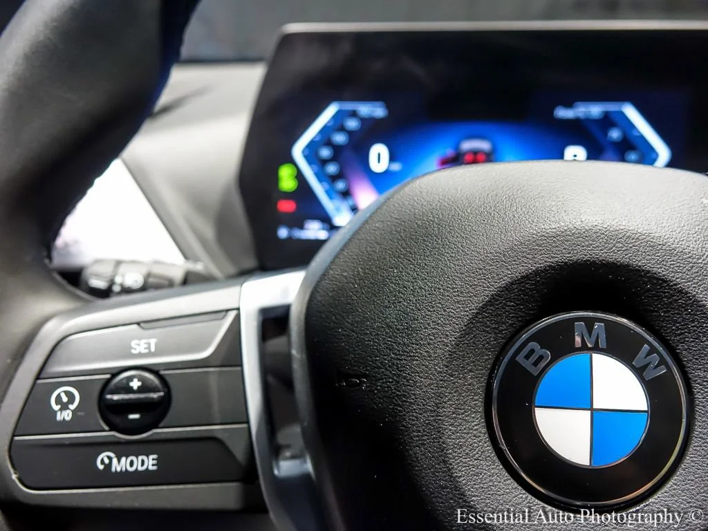 Used 2025 Black BMW xDrive image 19