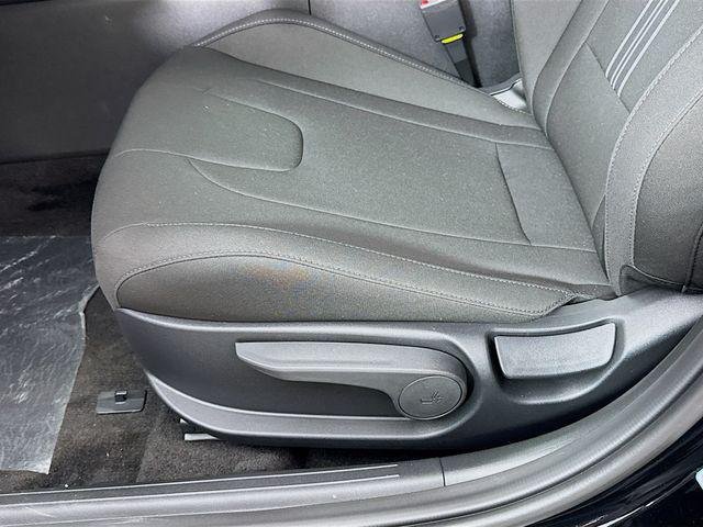 2025 Hyundai Elantra Blue - Photo 30