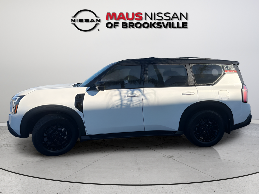 New 2026 White Nissan PRO-4X image 4