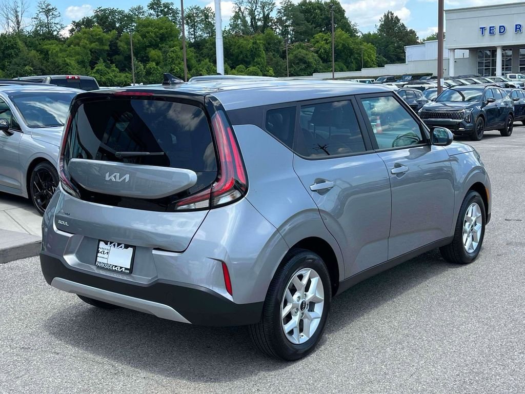 Used 2025 Gray Kia LX image 25
