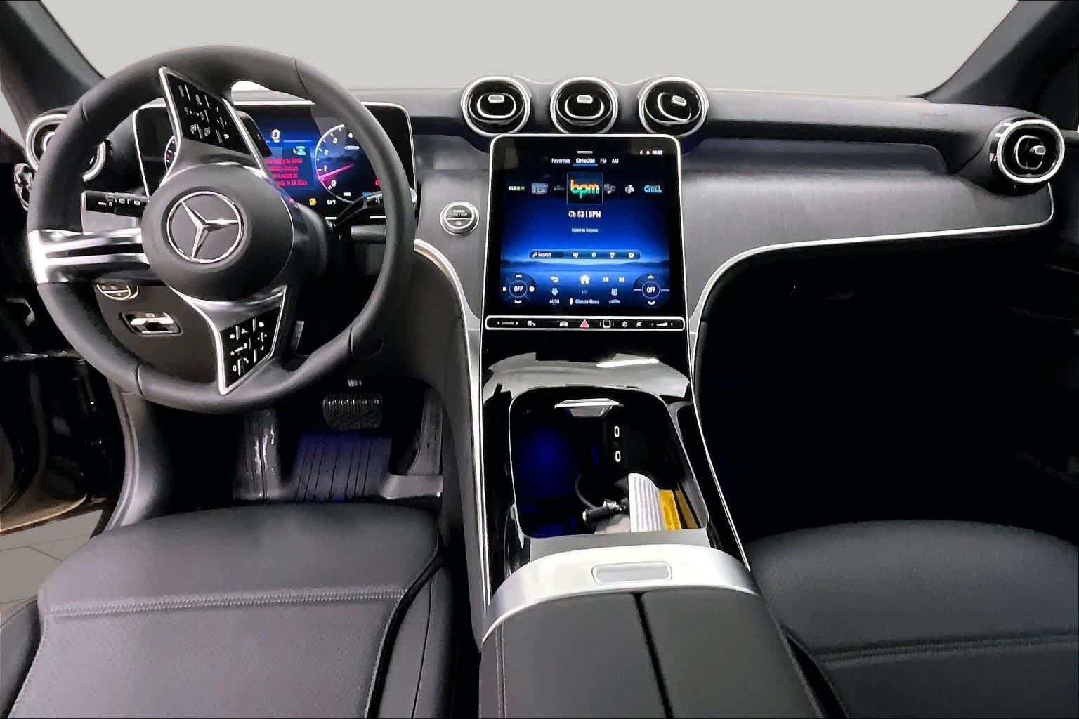 New 2026 Black Mercedes-Benz GLC 300 image 5