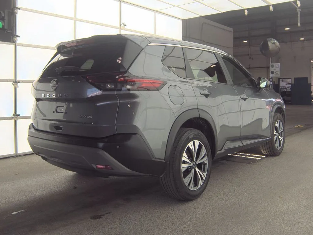 Used 2023 Gray Nissan SV image 2