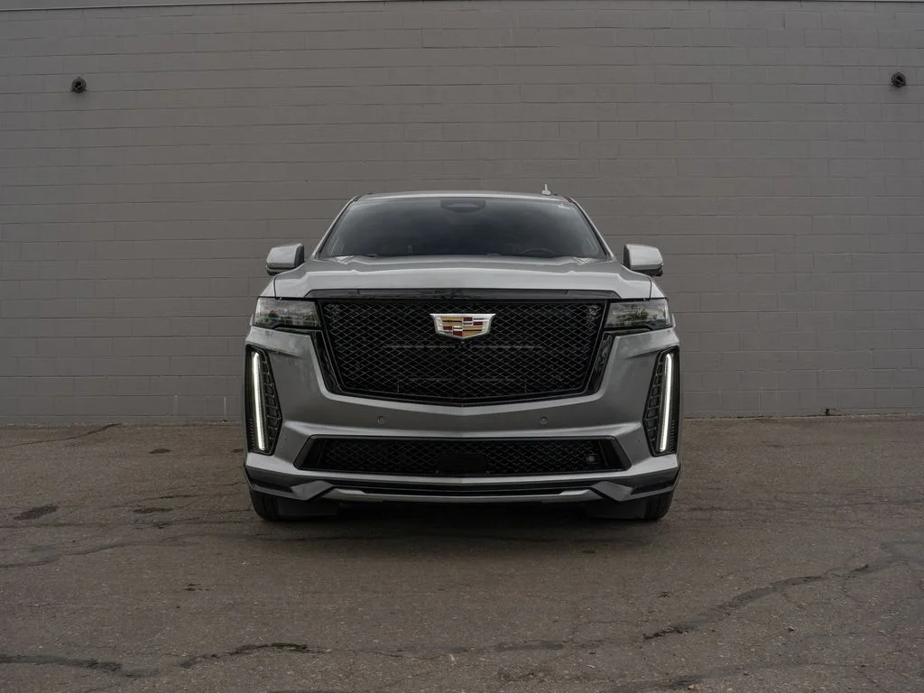 Used 2023 Silver Cadillac V-Series image 10