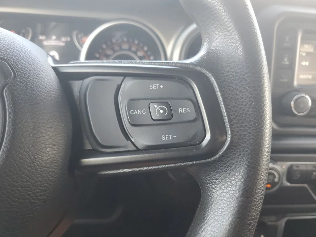 Used 2019 White Jeep Unlimited Sport image 20