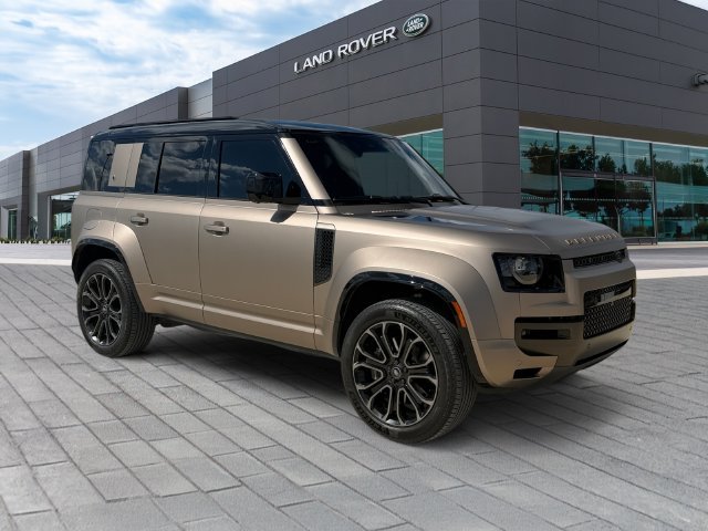 Used 2025 Beige Land Rover OCTA image 7