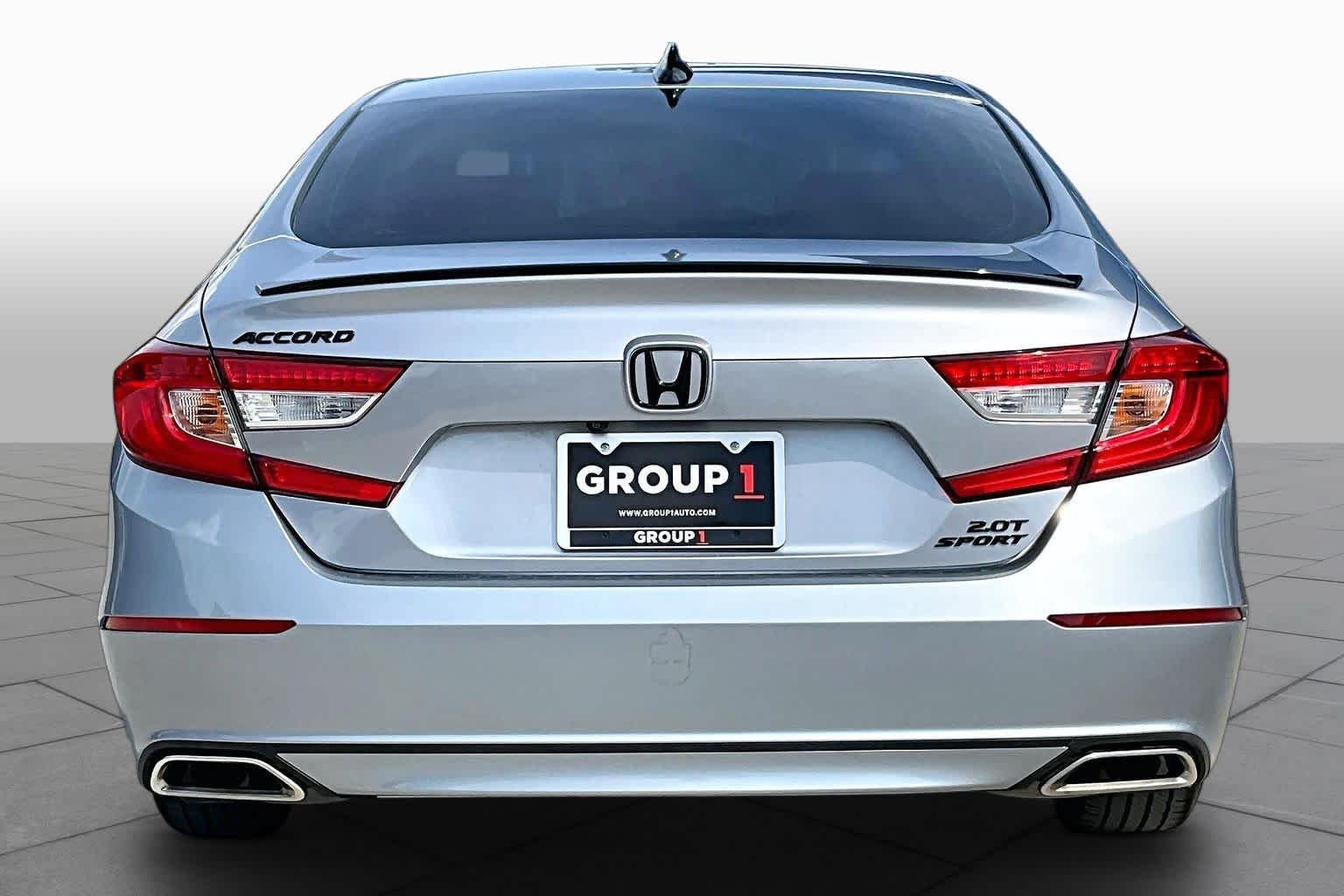 Used 2021 Lunar Silver Metallic Honda Sport image 5