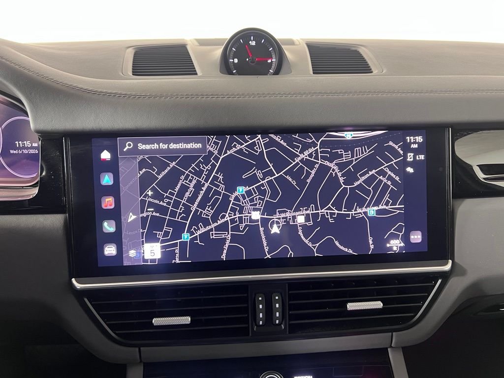 Certified Used 2023  Porsche  image 34