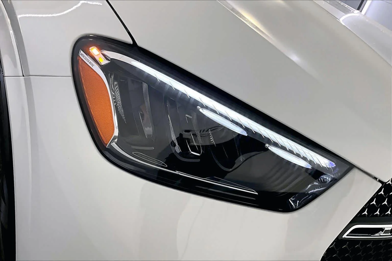 New 2026 Polar White Mercedes-Benz GLE 350 image 16