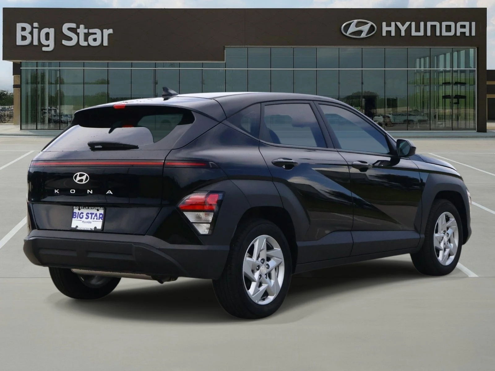 Used 2026 Abyss Black Pearl Hyundai SE image 4
