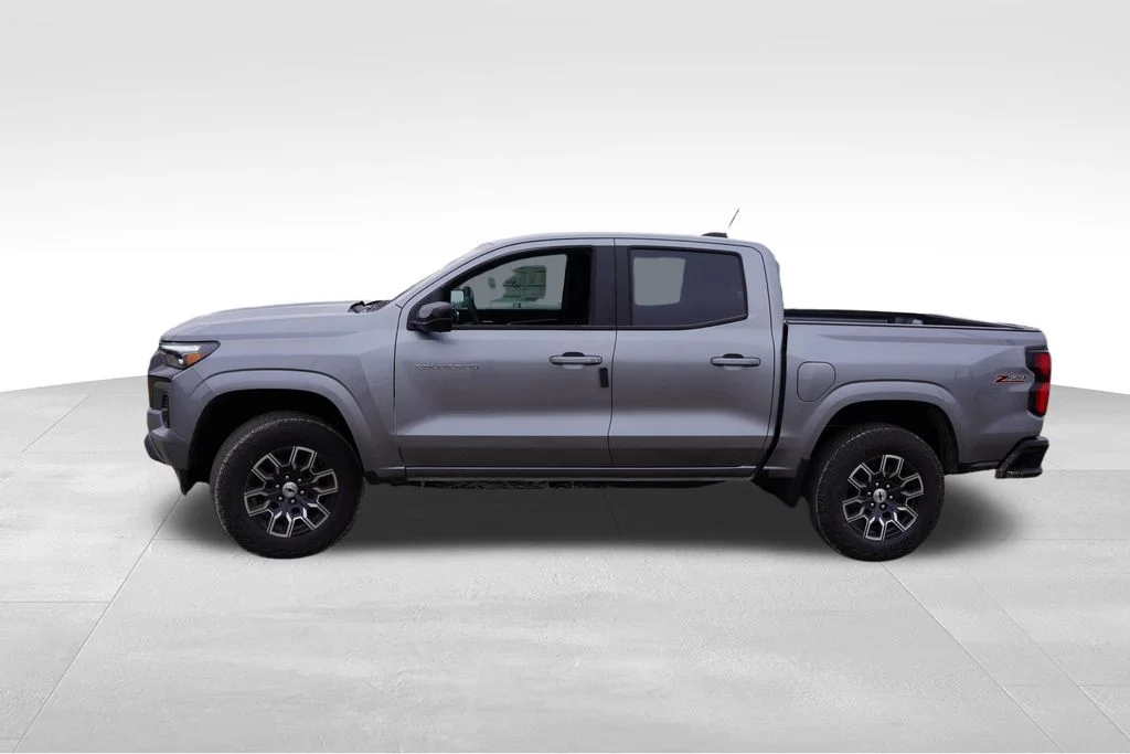 2026 Chevrolet Colorado Z71 - Photo 6