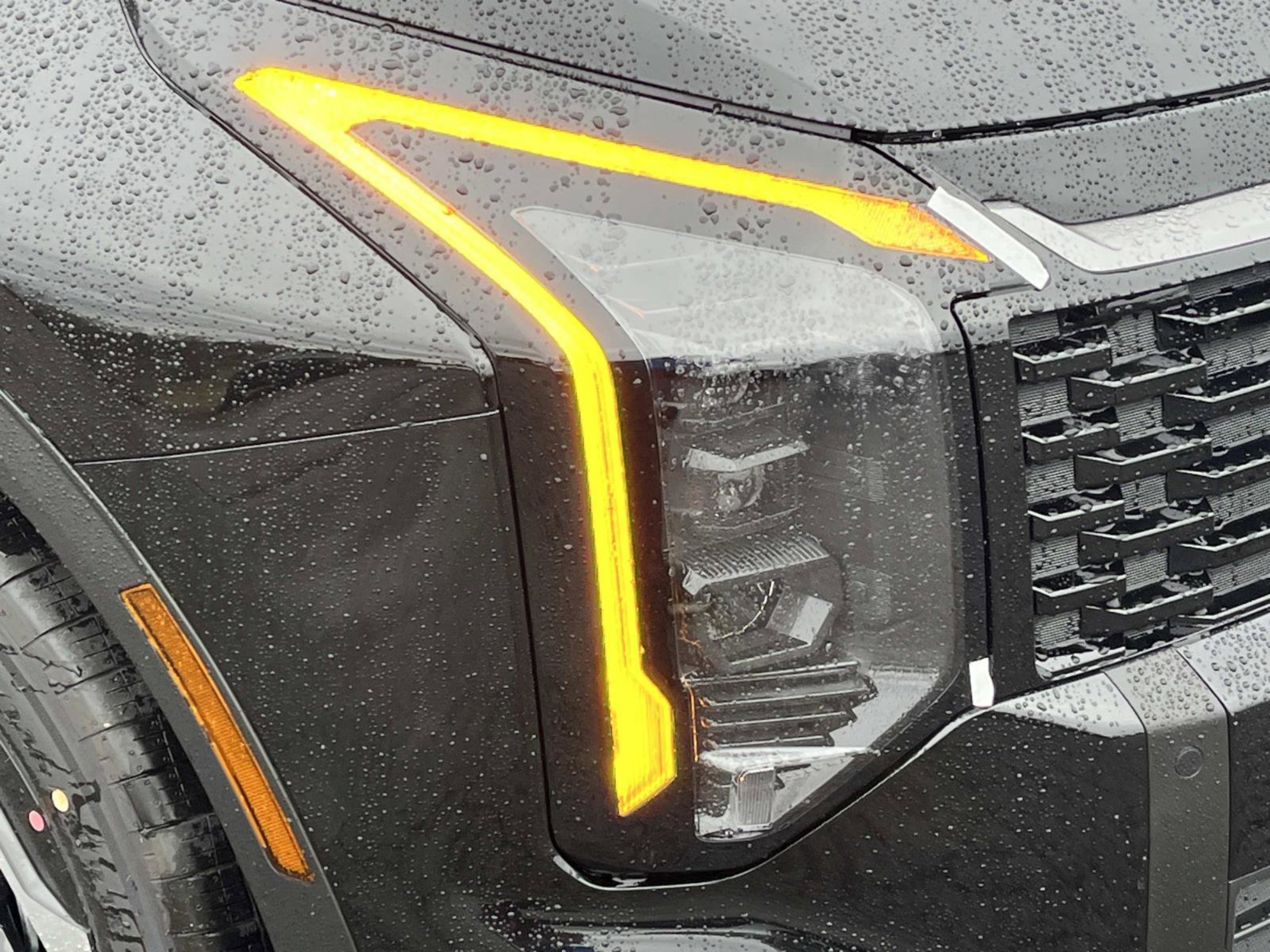 New 2026 Fusion Black Kia S image 9