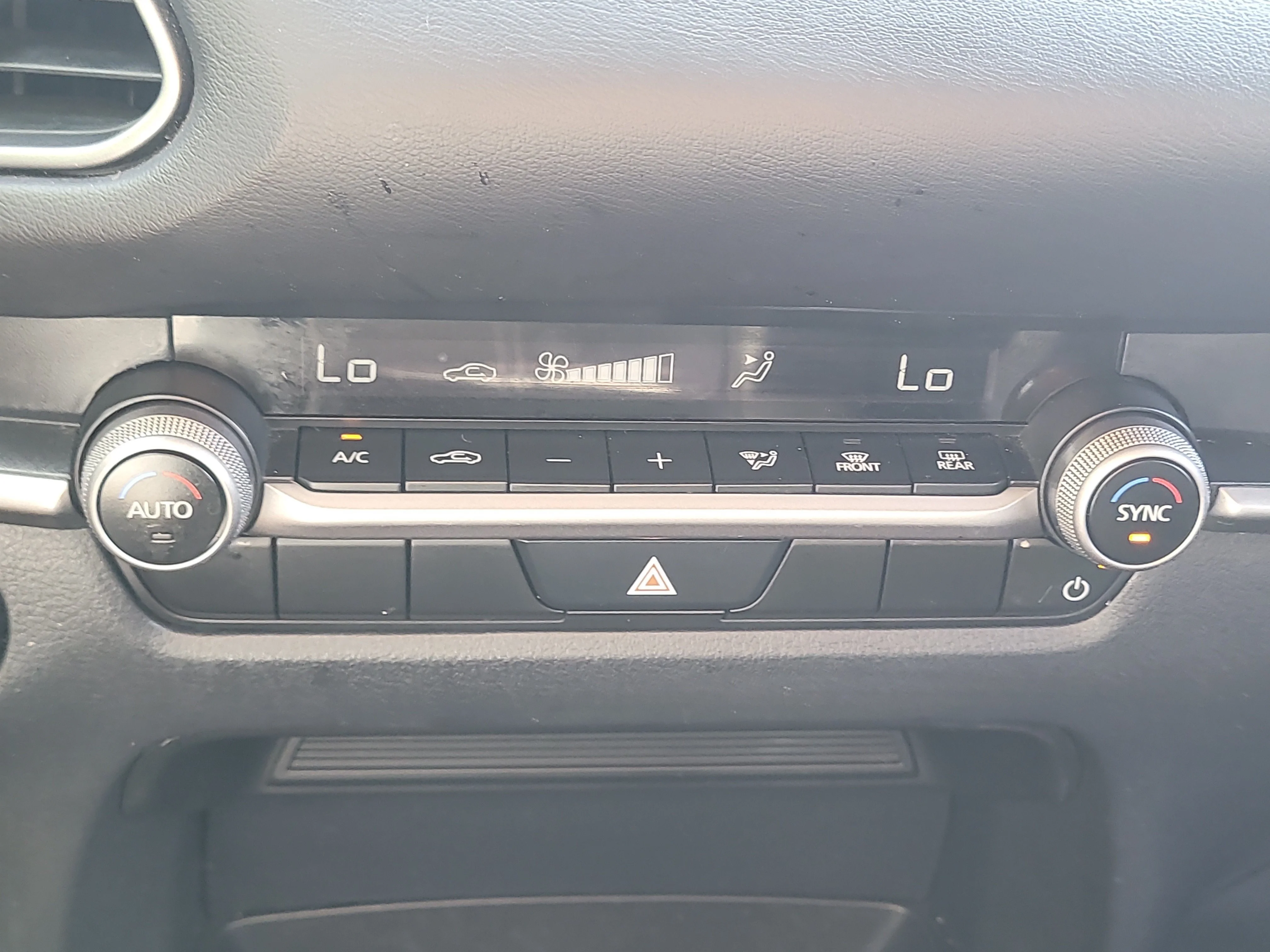 Used 2024 Jet Black Mica Mazda 2.5 S Select Sport image 22