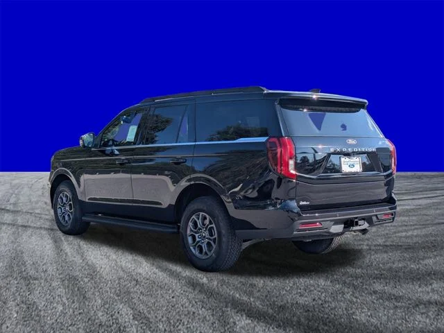 New 2027 Agate Black Metallic Ford Active image 6