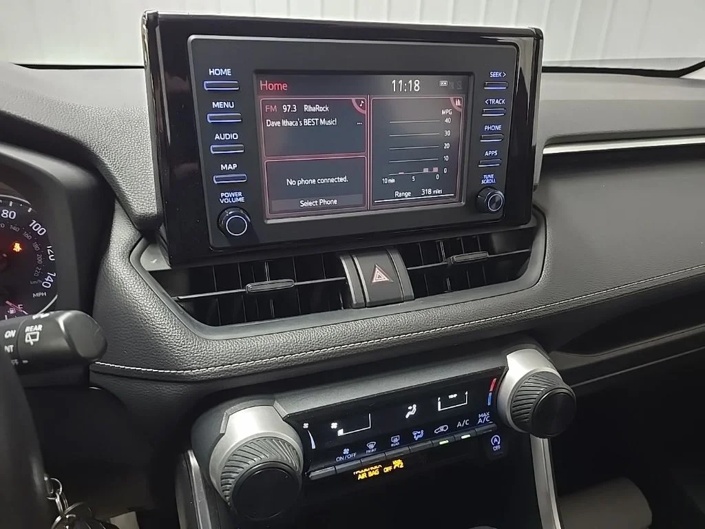 Used 2019 Red Toyota LE image 27