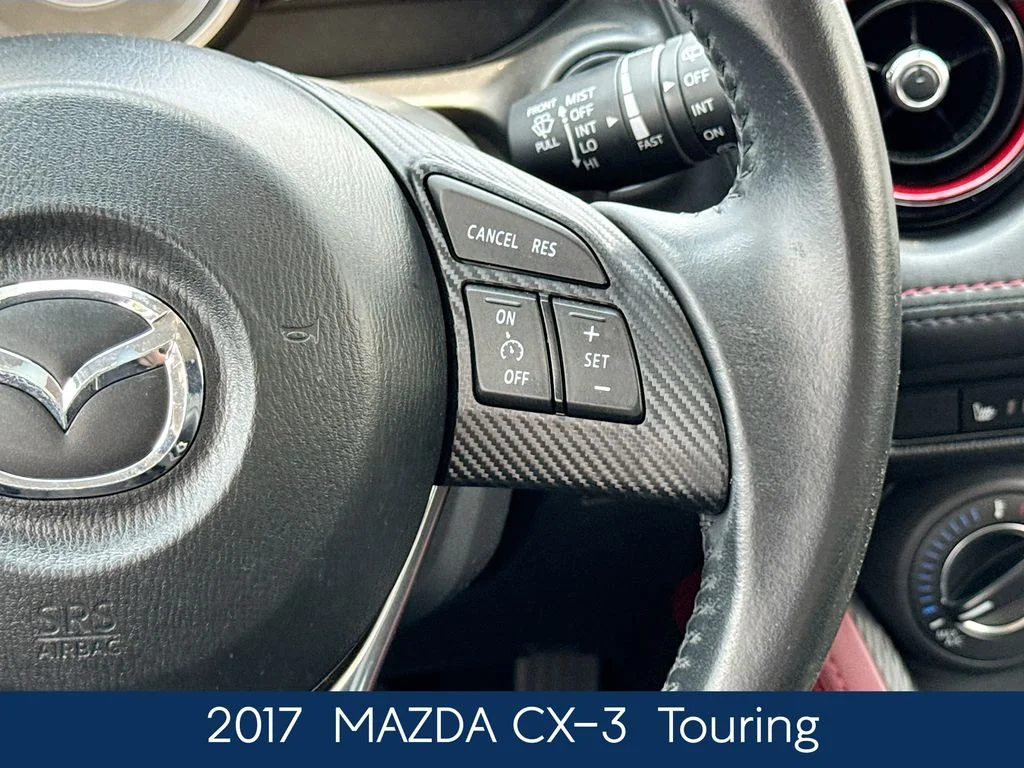 Used 2017 White Mazda Touring image 27